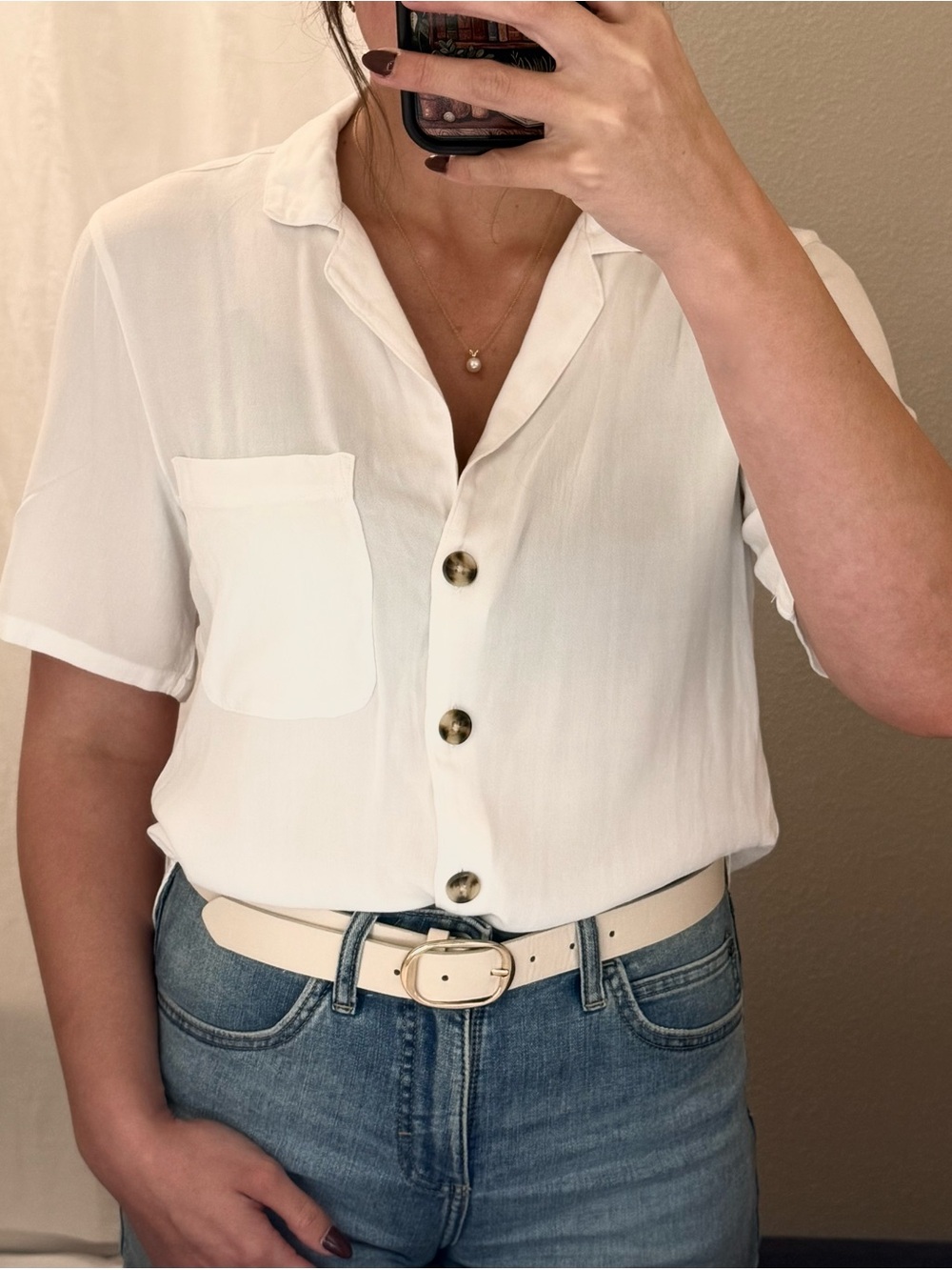 Abercrombie & Fitch White Short-Sleeve Button-Up Shirt